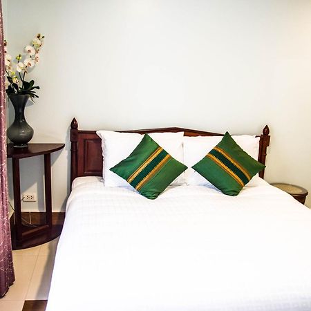 Family Boutique Hotel Вьентьян Экстерьер фото