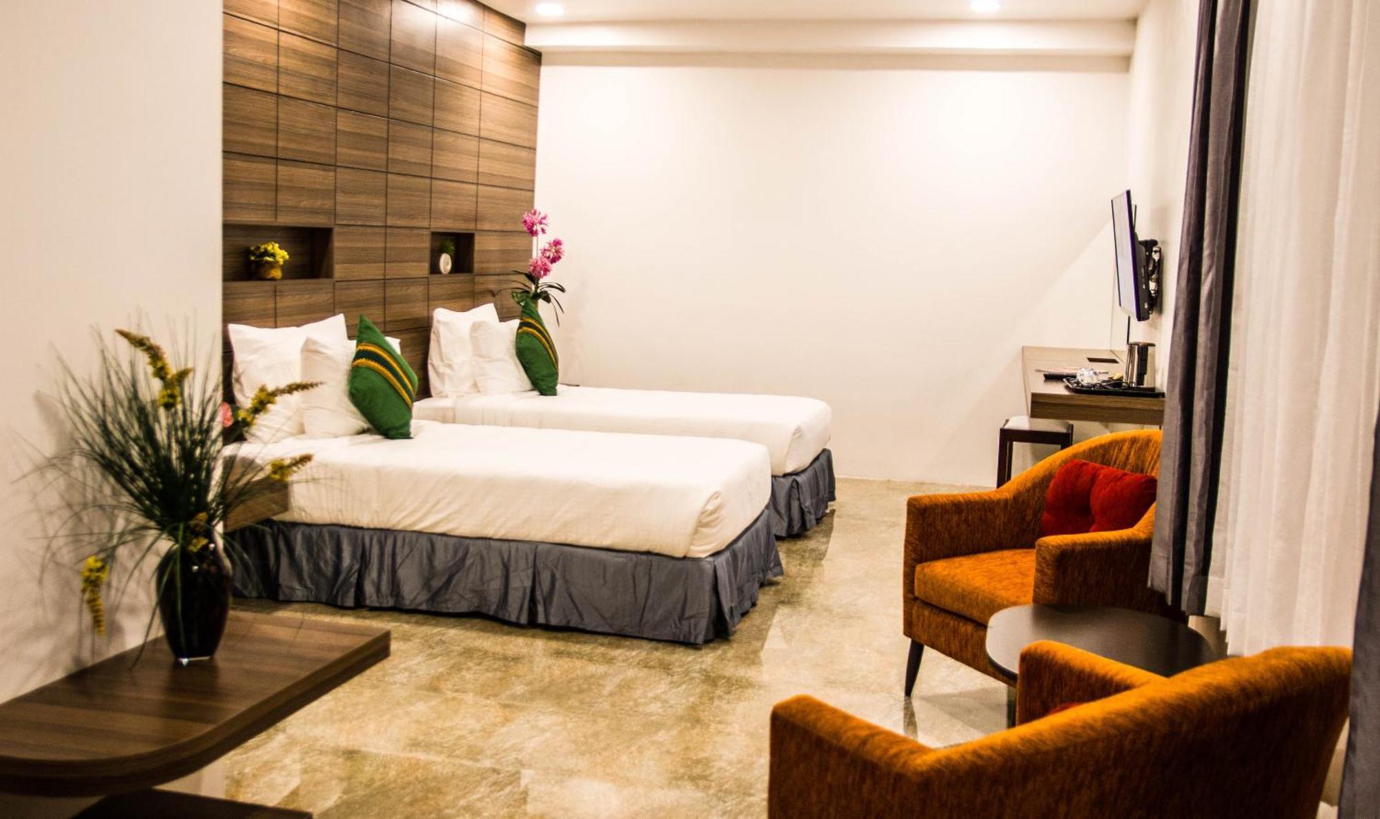 Family Boutique Hotel Вьентьян Экстерьер фото