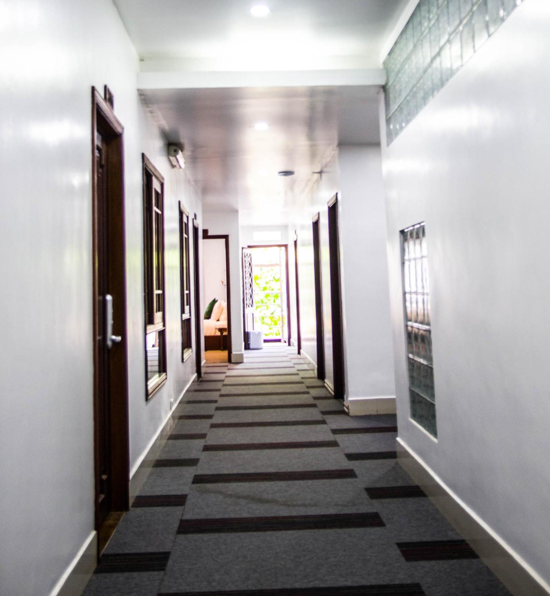 Family Boutique Hotel Вьентьян Экстерьер фото