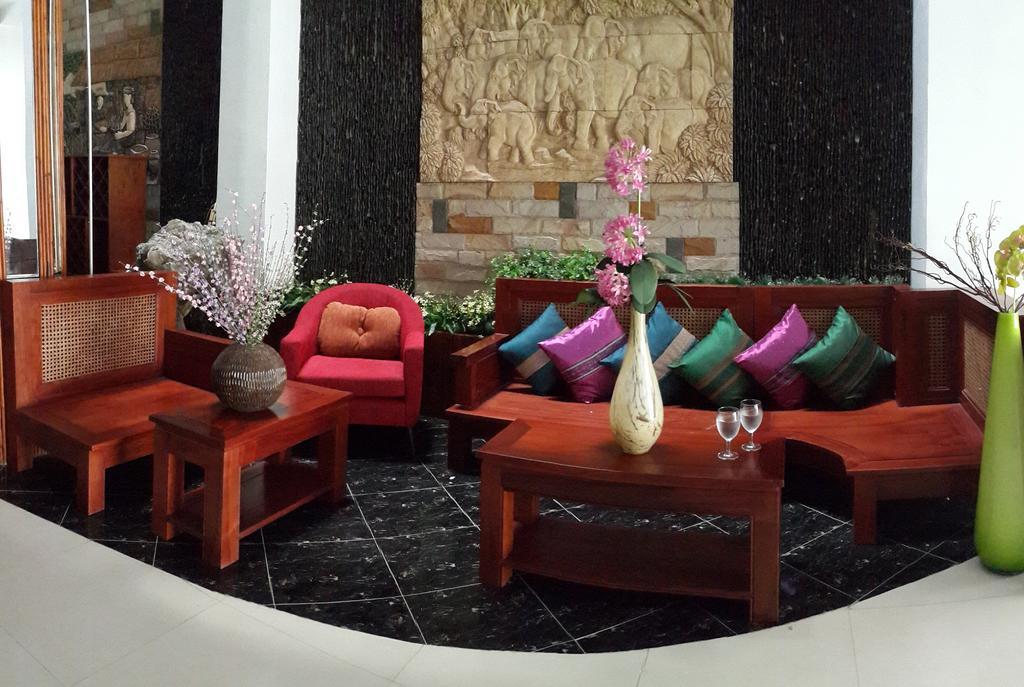 Family Boutique Hotel Вьентьян Экстерьер фото