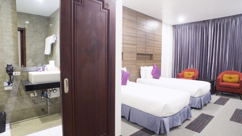 Family Boutique Hotel Вьентьян Экстерьер фото