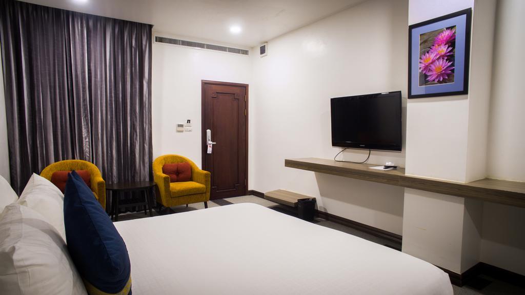 Family Boutique Hotel Вьентьян Экстерьер фото