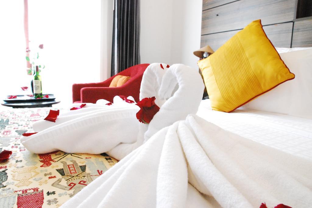 Family Boutique Hotel Вьентьян Экстерьер фото